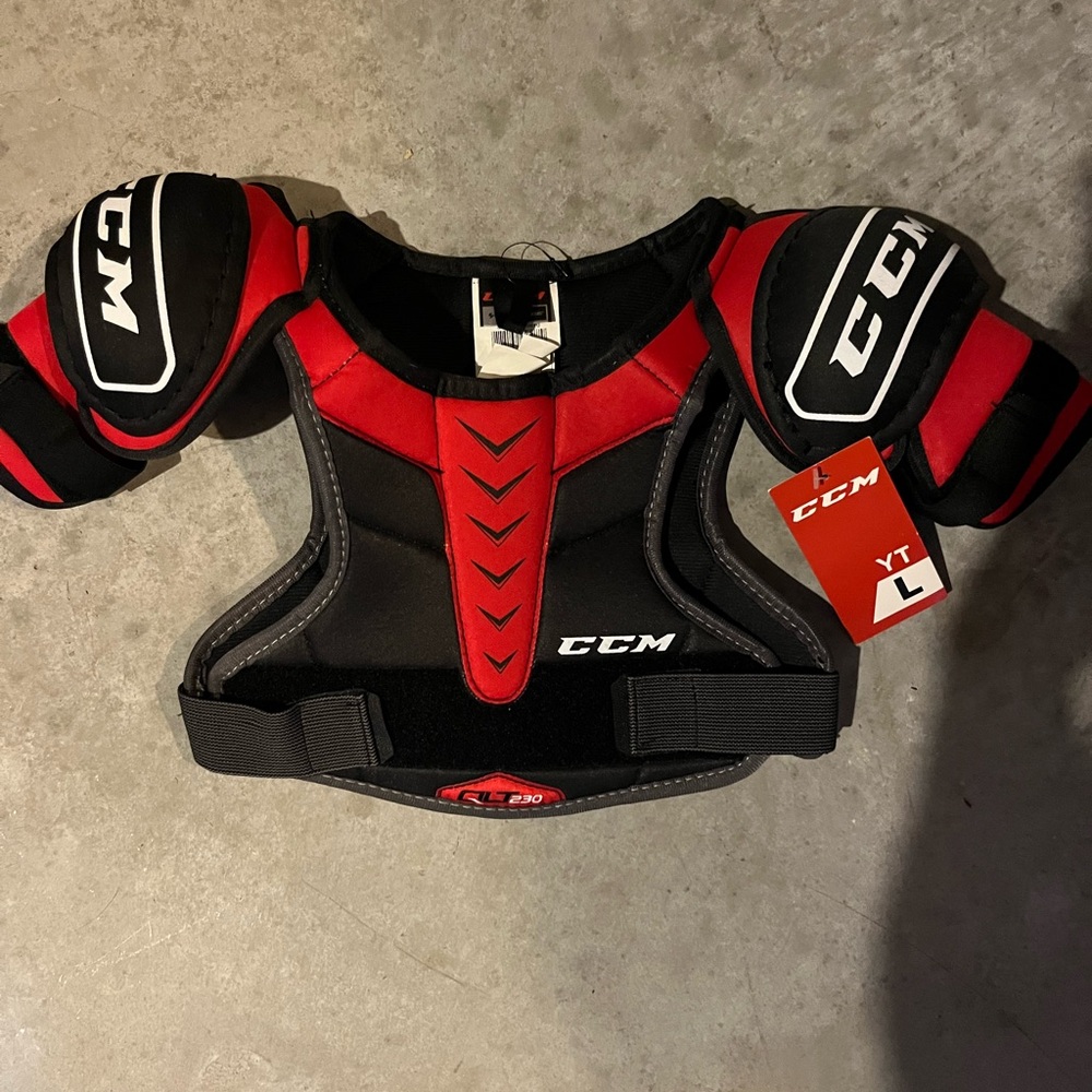 CCM Youth Hockey Shoulder Pads